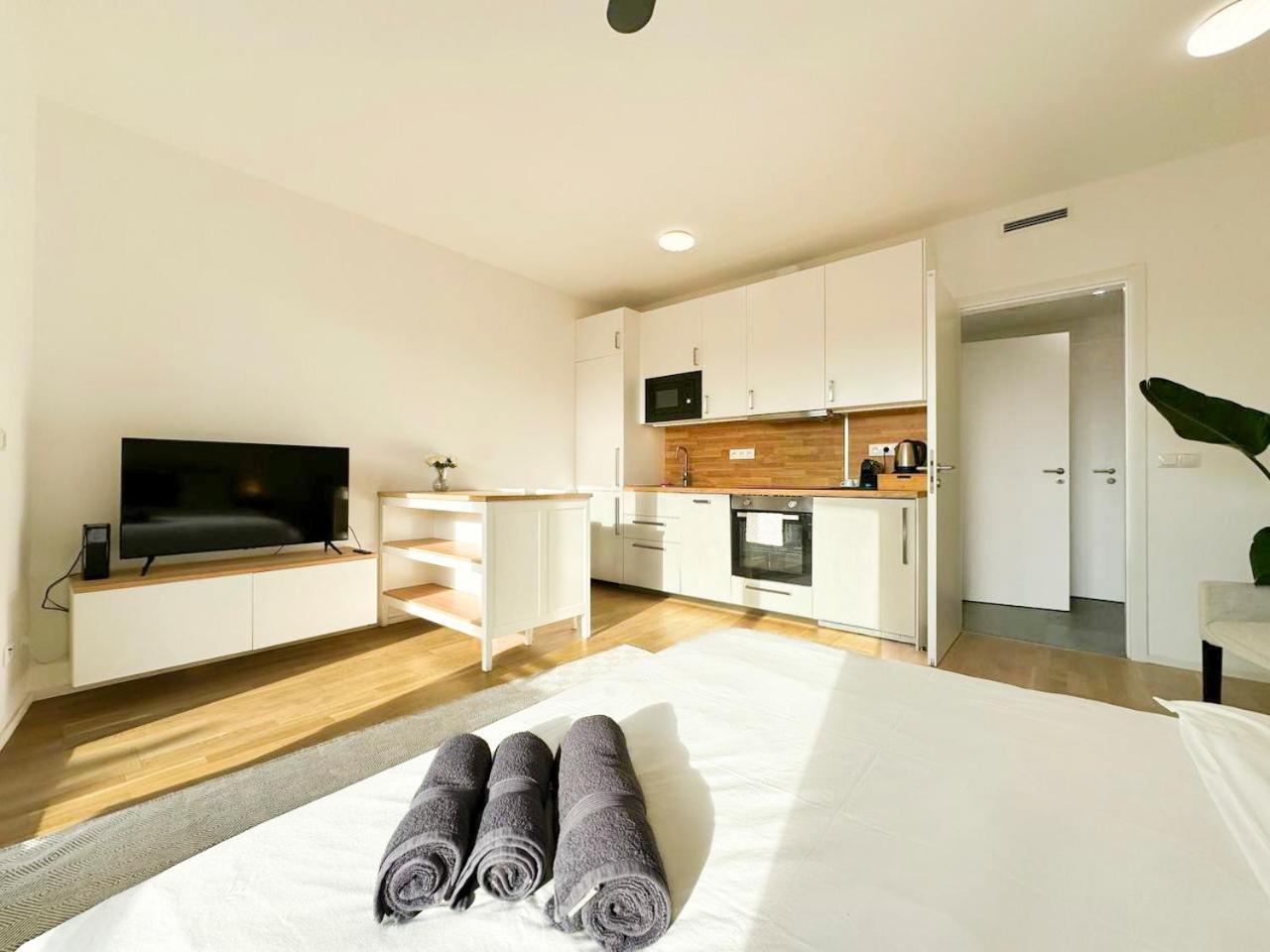 Vila Vinice Prague Extérieur photo