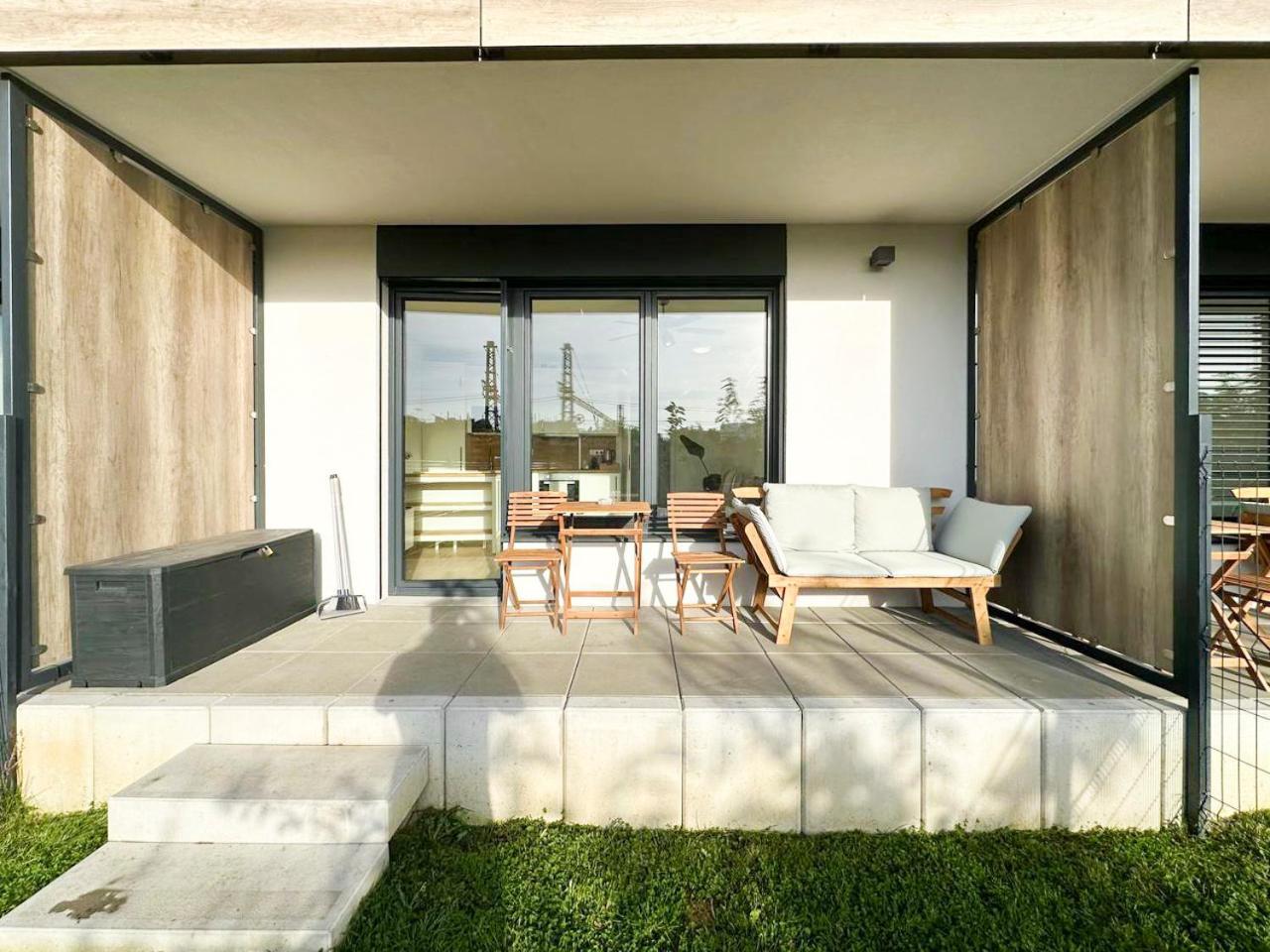 Vila Vinice Prague Extérieur photo