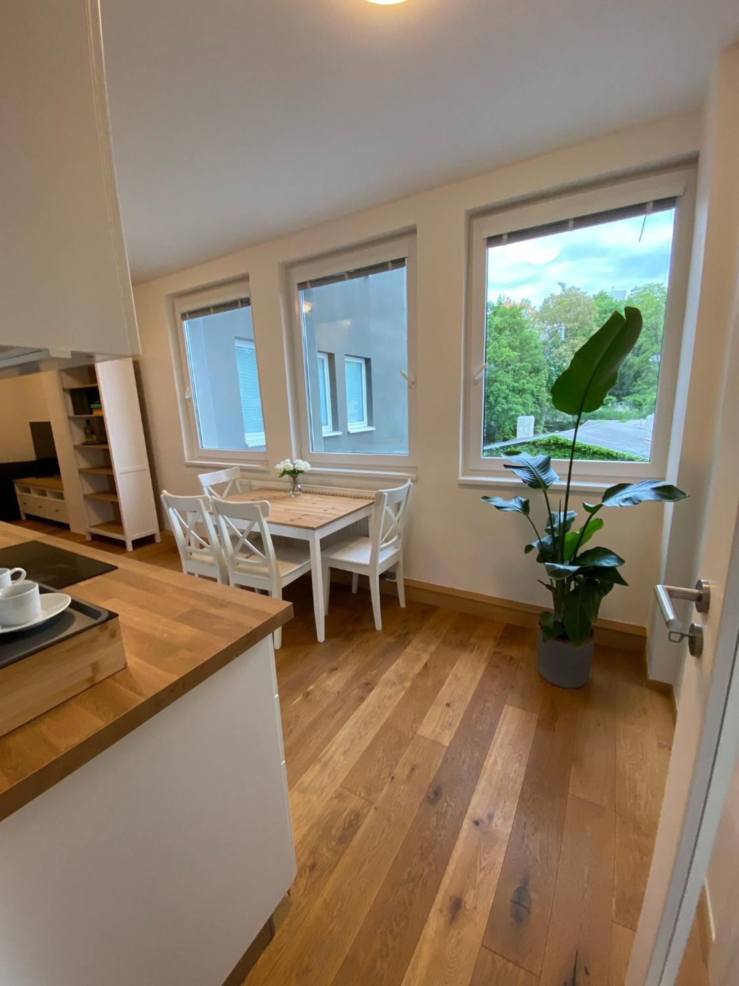 Vila Vinice Prague Extérieur photo